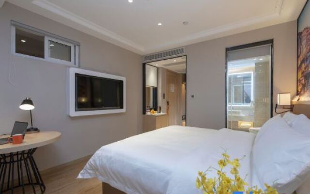 Hotel Vienna (5.0 Mount Hua Resort)