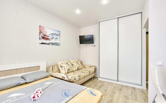 Apartments on Alexander Turchevich street, 8