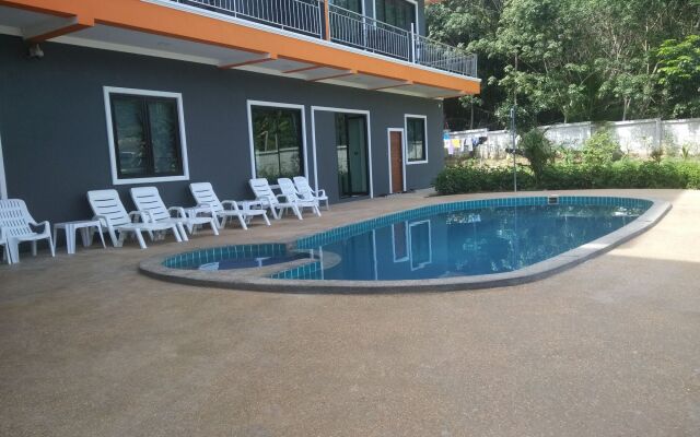 OYO 665 Sj House Hotel