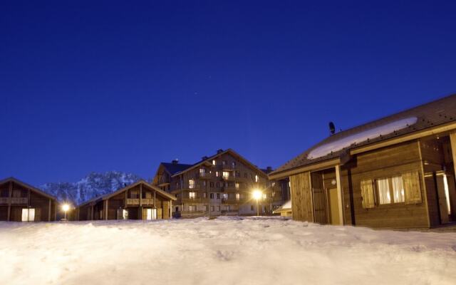 Apartment in Wooden Building in the Nice Superdévoluy