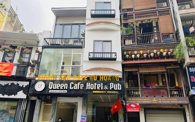 Queen Cafe Hotel & Pub