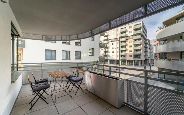 RHC Central Station Premium Apartments | contactless check-in