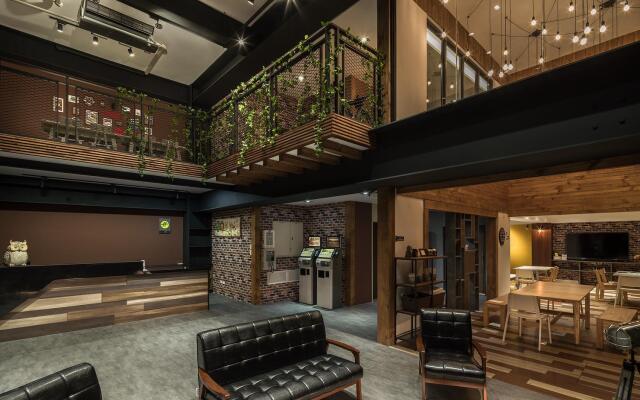 Owl Hostel