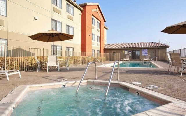 Holiday Inn Express Westley by IHG