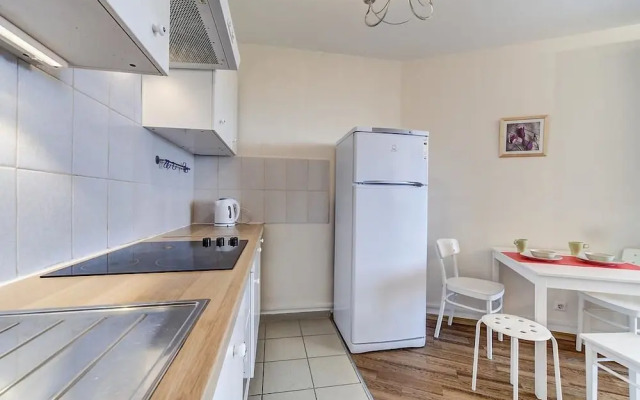 AG Apartment Kosmonavtov 23