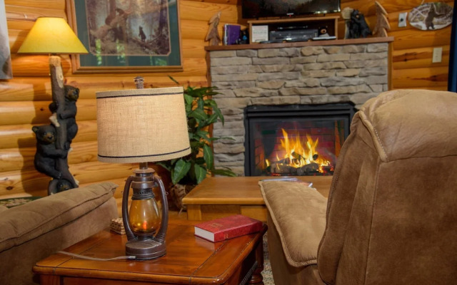 Bear Dance 1 Bedroom Cabin