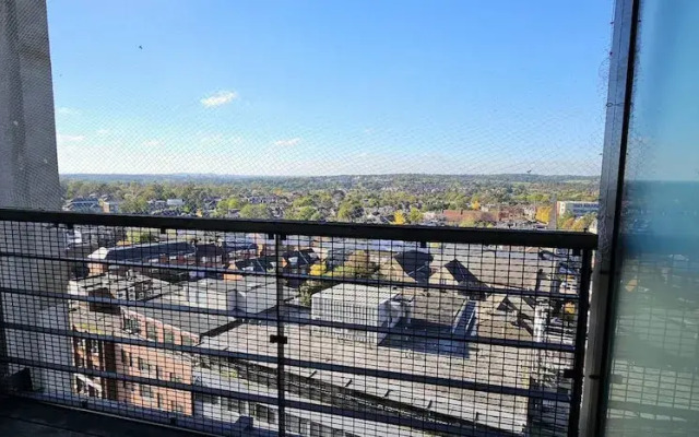 Modern & Lovely 2 Bed in London