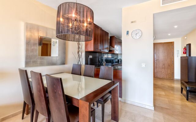 Stunning 2BR Sea View Condo 8 in Malibu