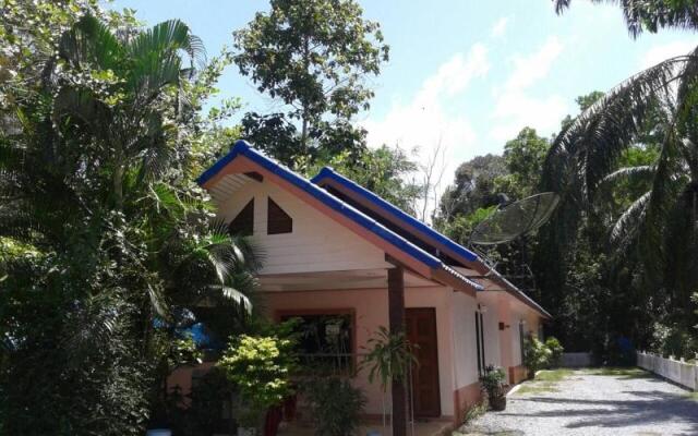 Khemthong Resort 1