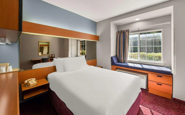 Econo Lodge Inn & Suites Mesquite - Dallas East