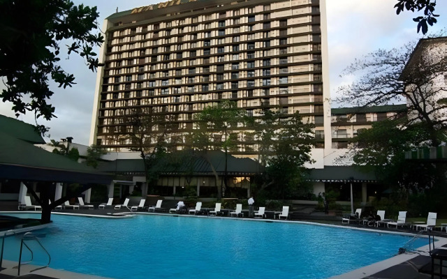The Manila Hotel