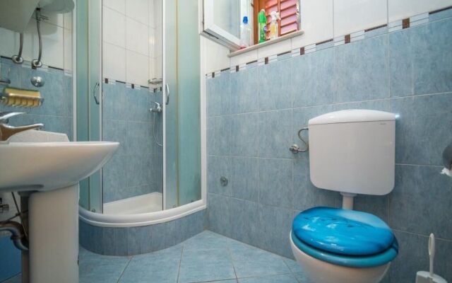 Apartments Longo