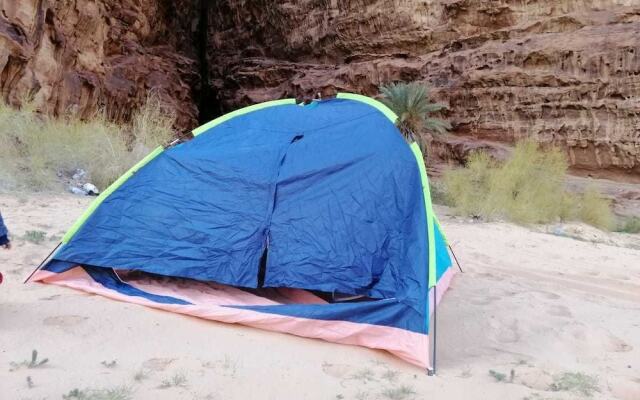 Mars Private camp