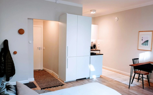 FREDA - Relaxing downtown studio