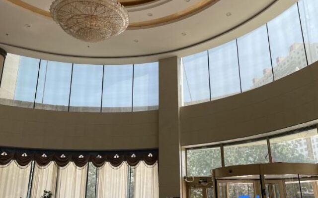 Luntai Oil City Hotel