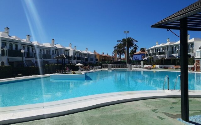 Bungalow StayHC Duna