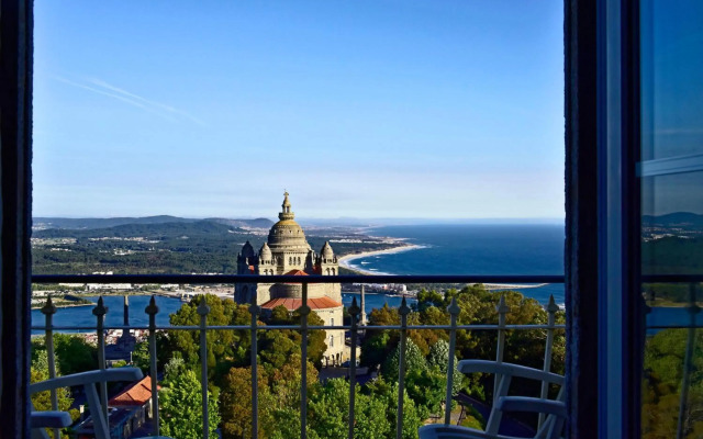 Pousada de Viana do Castelo - Historic Hotel
