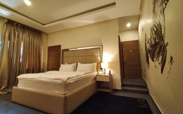 Iris Hotel