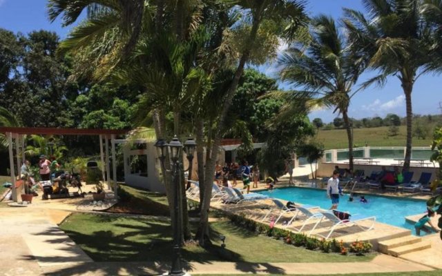 Isabela Villa Bonita - Vacation & Event Venue Sleeps 50!