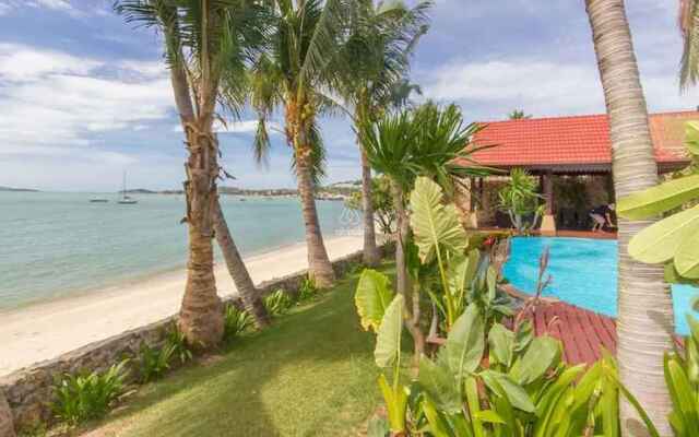 5BR Beachfront Villa Bangrak