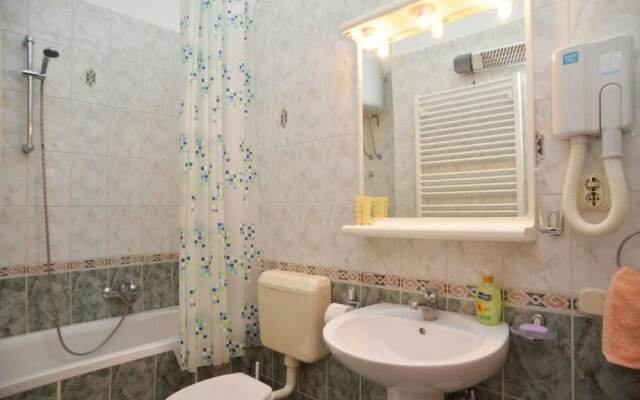 Apartments Divna