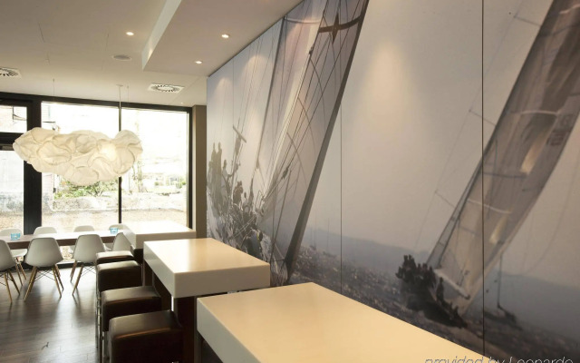Motel One Hamburg - Alster