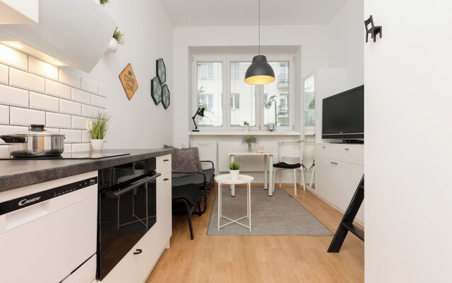 Cozy Studio Wola by Renters