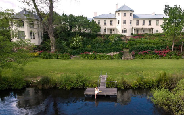 The Woodbridge Waterfront Rooms.