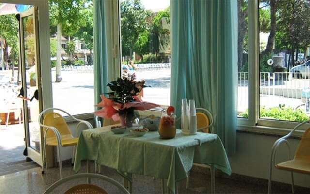 Hotel Serafini