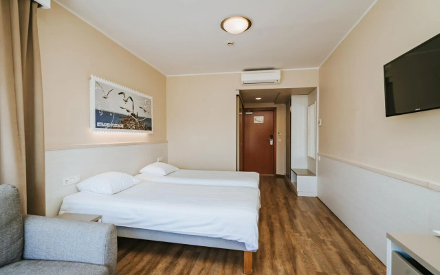 Hestia Hotel Strand