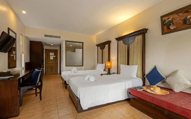 Patong Lodge Hotel