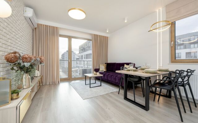 Mokotów Stylish Apartment by Renters