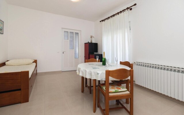 Nice Home in Zadar With Wifi and 1 Bedrooms