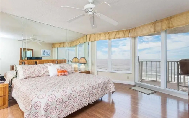 Shores Club 703 - Two Bedroom Condo