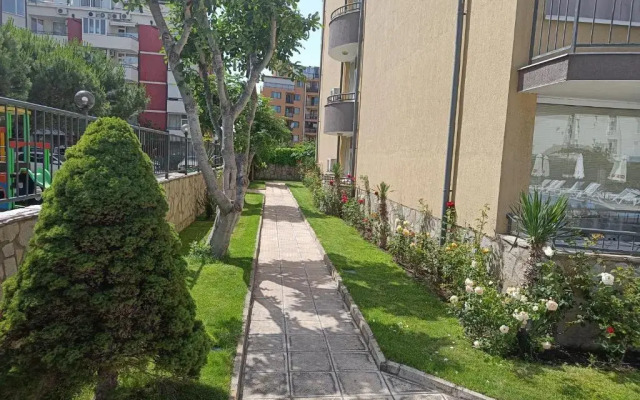 Rose Residence