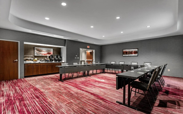 Courtyard by Marriott Easton-Columbus