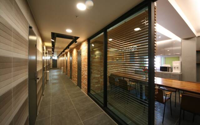 Anam House