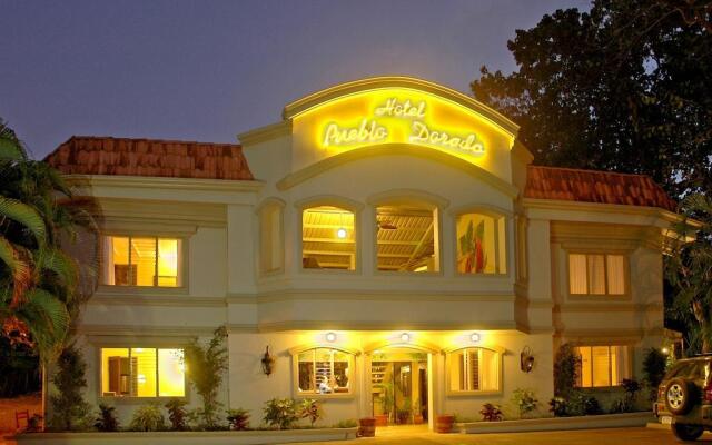 Hotel Pueblo Dorado