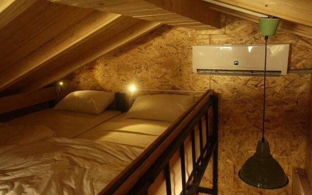 The Local Surasak Hostel