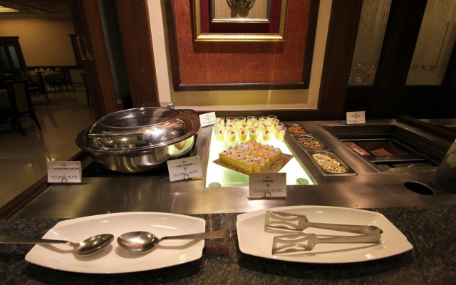 Taj Mahal Hotel Abids