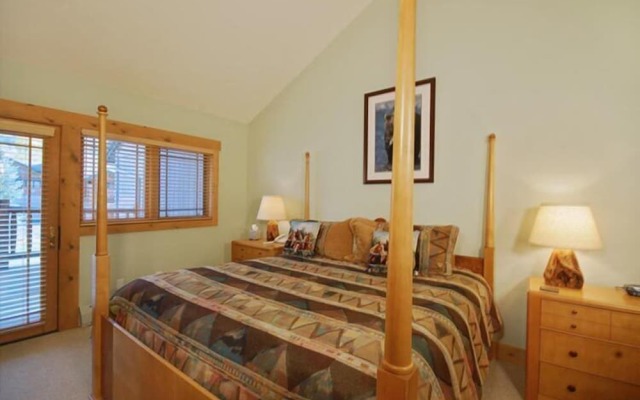 Saddle Creek Townhomes by Pioneer Ridge Management