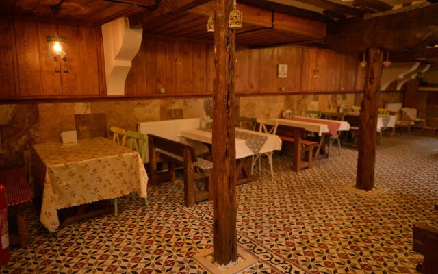 Cifte Konak Butik Otel