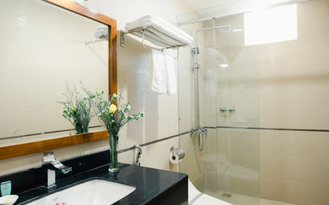 Truong Son Tung 2 Hotel