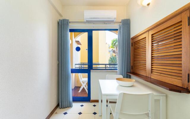 Rio Apartments