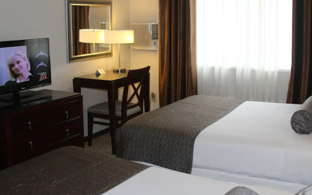 Red Lion Inn and Suites