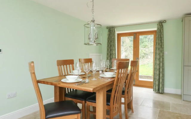 The Granary, Burton Bradstock