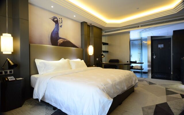 Rezen Minwoo Hotel (Twin Towers Global Center)