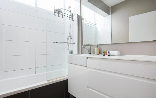 Light Ivory by HolyGuest