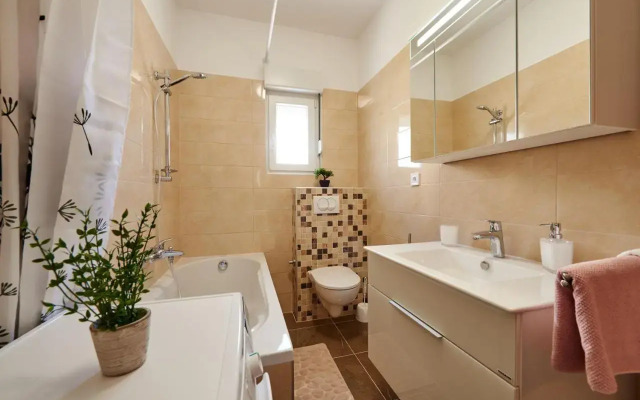 Apartment Milton