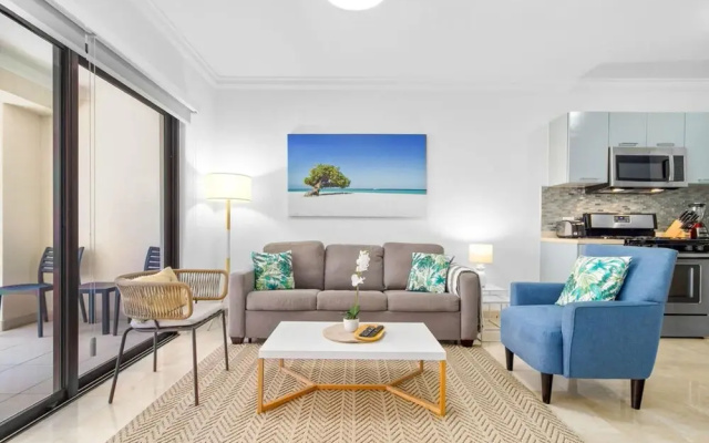 Amazing 1br1ba Condo With Balcony Great Location